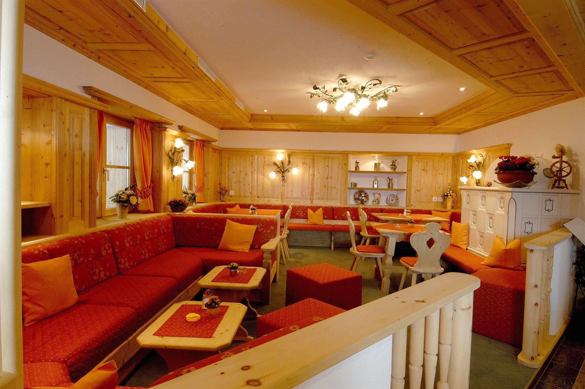 Hotel Astras Scuol Dış mekan fotoğraf