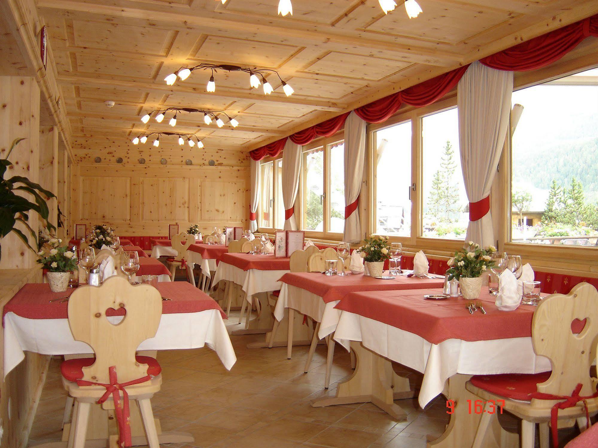 Hotel Astras Scuol Dış mekan fotoğraf